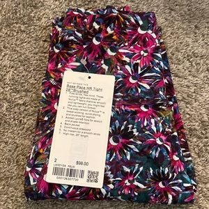NWT Lululemon Base Pace HR tight 28” Brushed